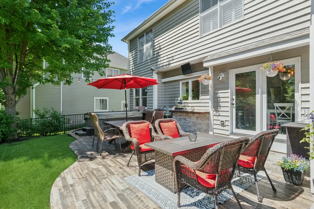2236 Stowe Circle Naperville IL 60564