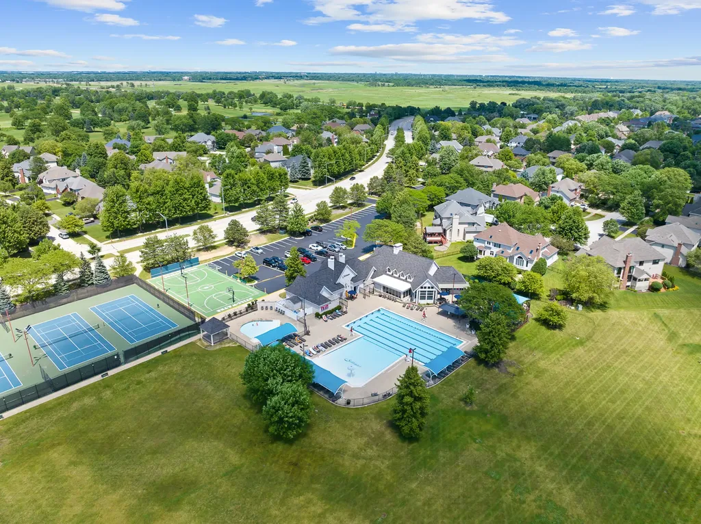 2236 Stowe Circle Naperville IL 60564