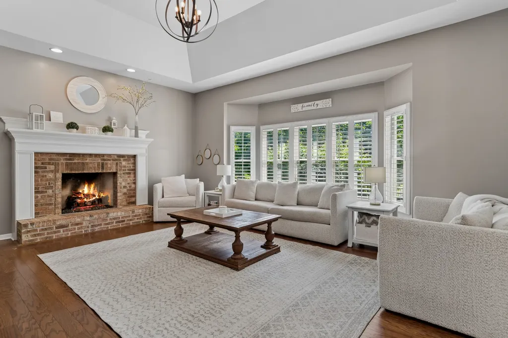 2236 Stowe Circle Naperville IL 60564