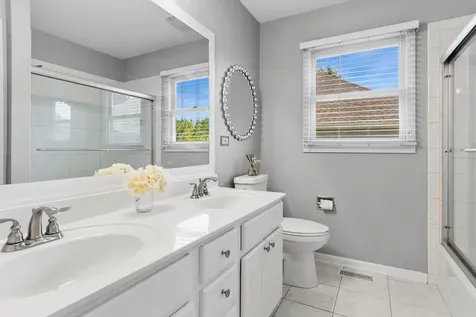 2236 Stowe Circle Naperville IL 60564