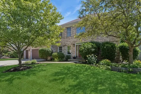2236 Stowe Circle Naperville IL 60564