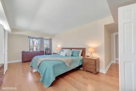 1621 Mission Hills Road Northbrook IL 60062
