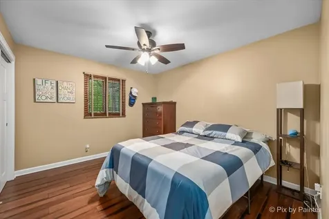 732 Hillside Court Algonquin IL 60102