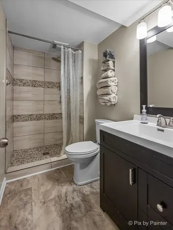 732 Hillside Court Algonquin IL 60102
