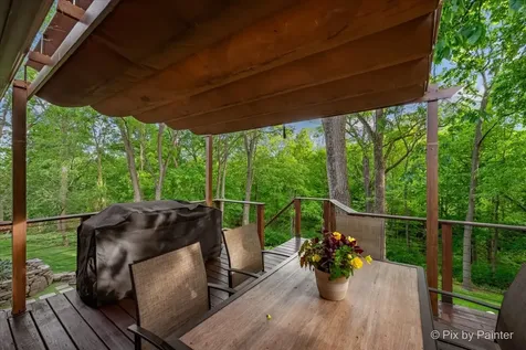 732 Hillside Court Algonquin IL 60102