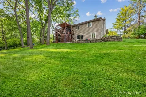 732 Hillside Court Algonquin IL 60102