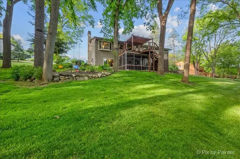 732 Hillside Court Algonquin IL 60102