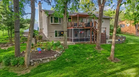 732 Hillside Court Algonquin IL 60102