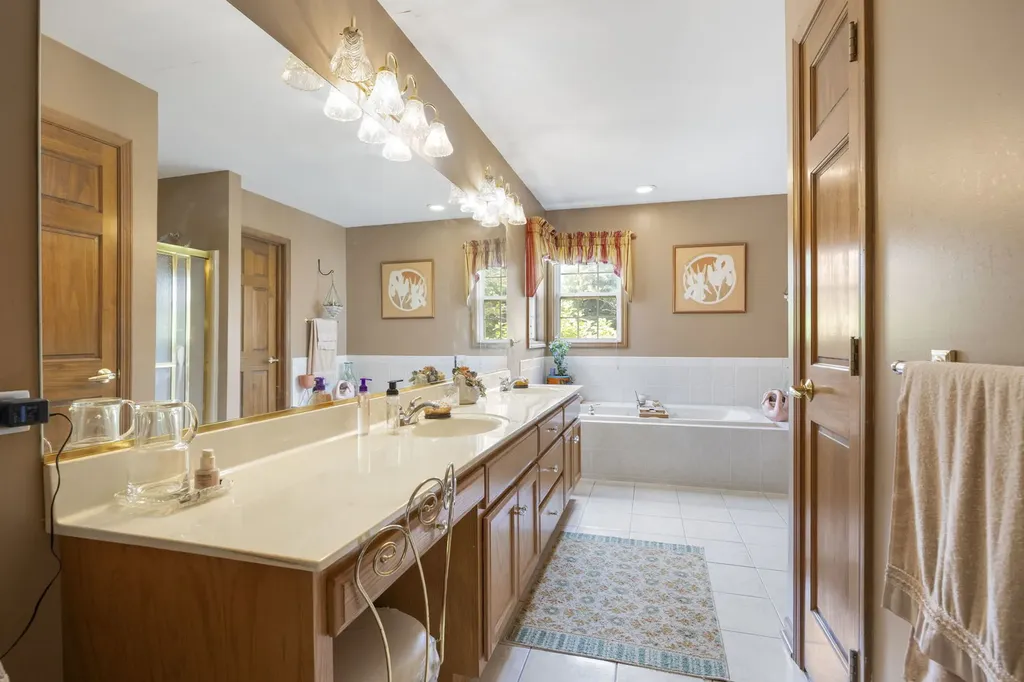 2659 Hoddam Road Naperville IL 60564