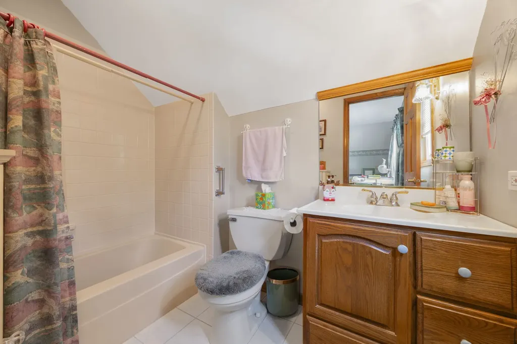 2659 Hoddam Road Naperville IL 60564