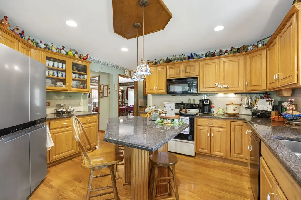 2659 Hoddam Road Naperville IL 60564