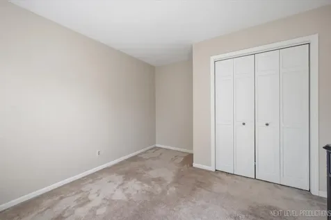 250 Chasse Circle St. Charles IL 60174