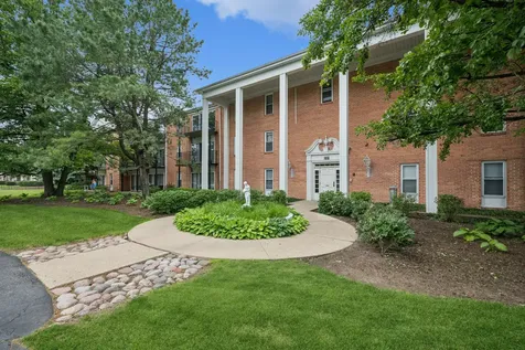 5101 Carriageway Drive Rolling Meadows IL 60008