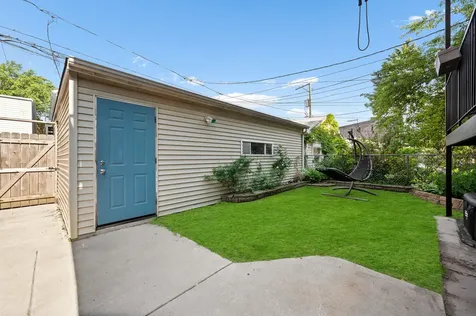 3806 North Damen Avenue Chicago IL 60618