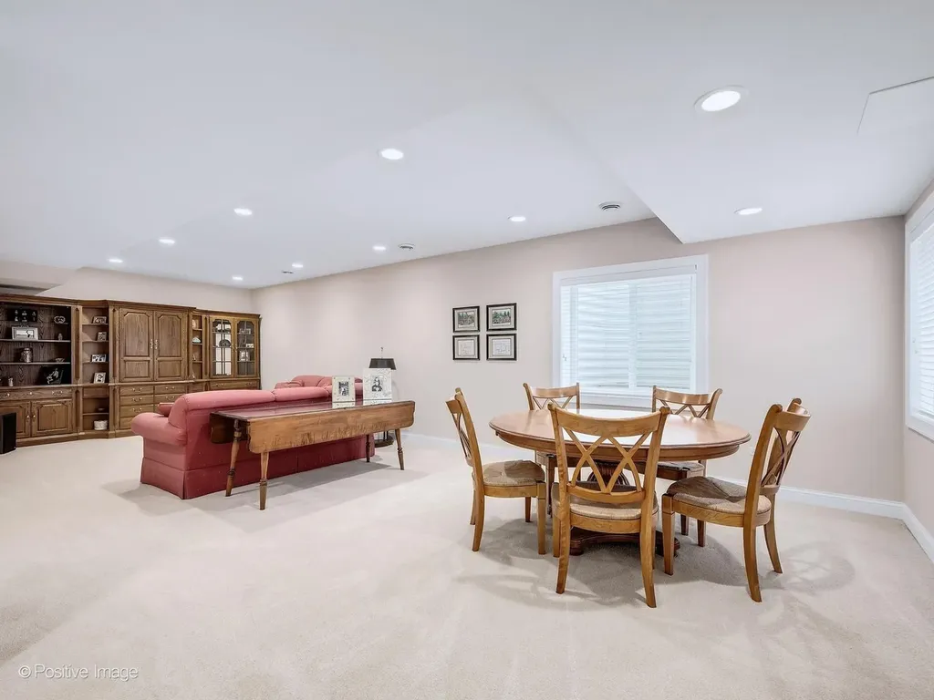 608 Cadillac Drive Wheaton IL 60187