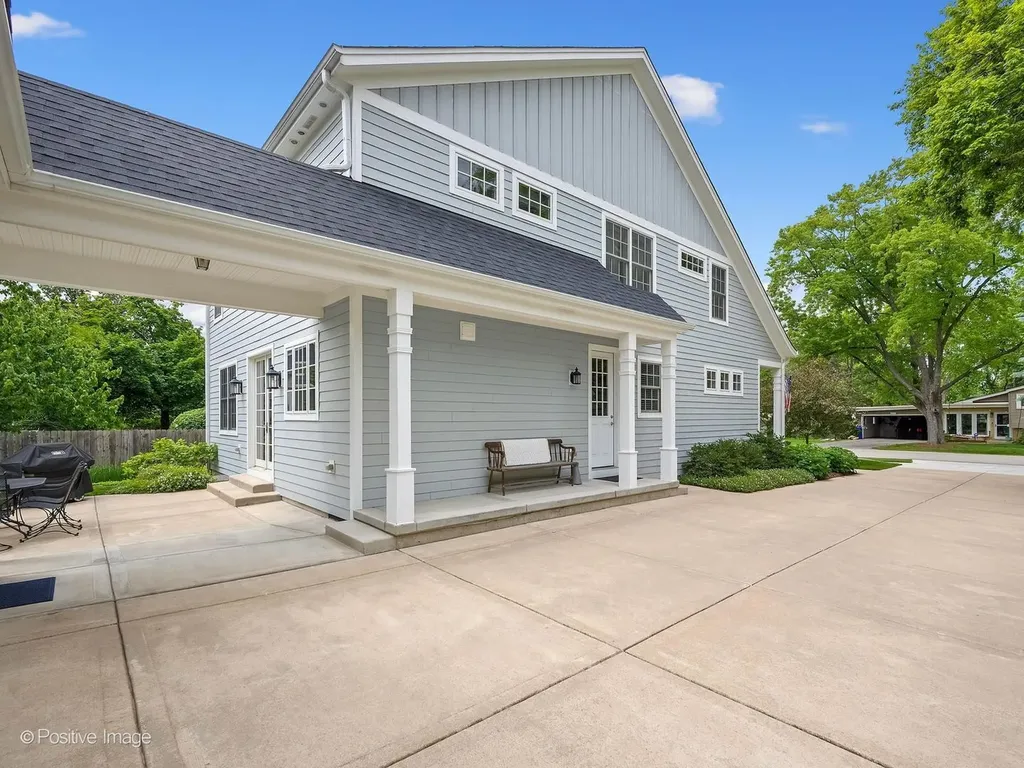 608 Cadillac Drive Wheaton IL 60187