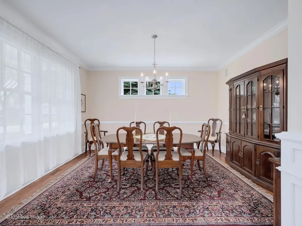 608 Cadillac Drive Wheaton IL 60187