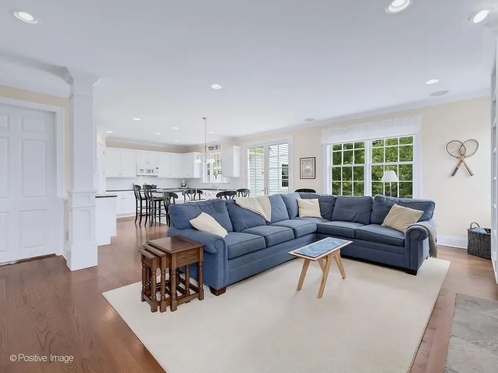 608 Cadillac Drive Wheaton IL 60187