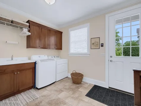 608 Cadillac Drive Wheaton IL 60187
