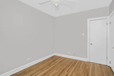 2922.5 North Sacramento Street Chicago IL 60618
