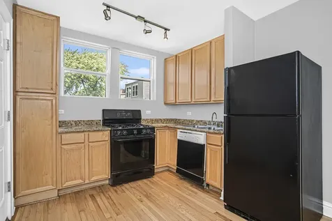 2922.5 North Sacramento Street Chicago IL 60618