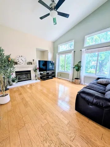 4481 West Butternut Lane Waukegan IL 60085