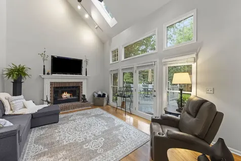 509 Turnberry Drive North Aurora IL 60542