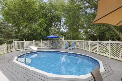 509 Turnberry Drive North Aurora IL 60542