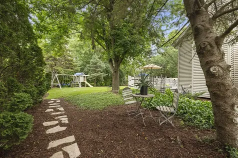 509 Turnberry Drive North Aurora IL 60542
