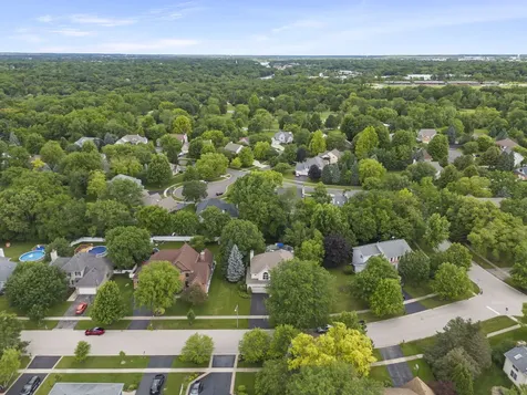 509 Turnberry Drive North Aurora IL 60542