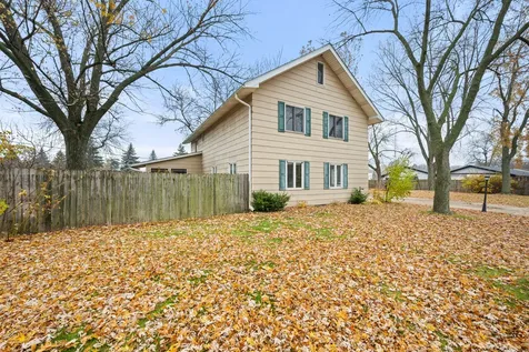 181 Tilton Park Drive Dekalb IL 60115