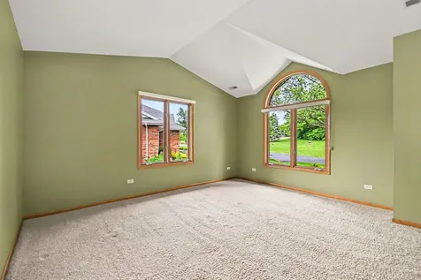 27114 South Quiet Oak Lane Crete IL 60417