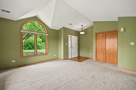 27114 South Quiet Oak Lane Crete IL 60417