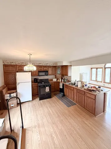1599 East 2700 North Road Clifton IL 60927