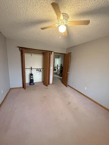 1599 East 2700 North Road Clifton IL 60927