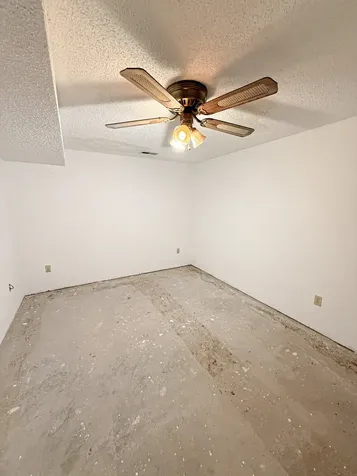 1599 East 2700 North Road Clifton IL 60927