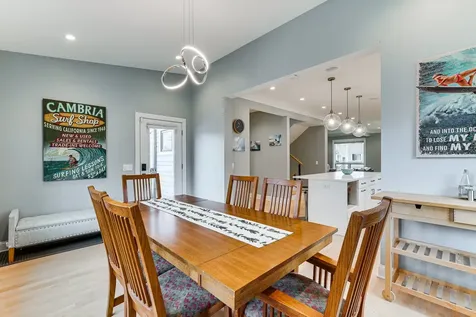4727 North Kiona Avenue Chicago IL 60630