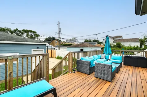 4727 North Kiona Avenue Chicago IL 60630