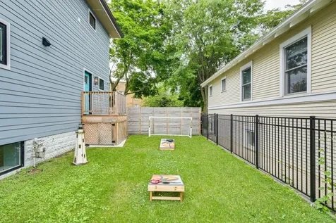 4727 North Kiona Avenue Chicago IL 60630