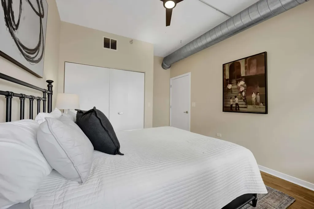 909 West Washington Boulevard Chicago IL 60607