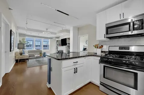909 West Washington Boulevard Chicago IL 60607