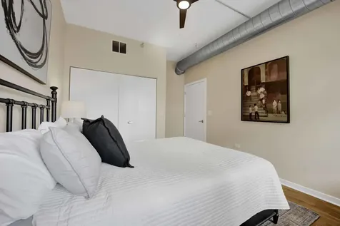909 West Washington Boulevard Chicago IL 60607
