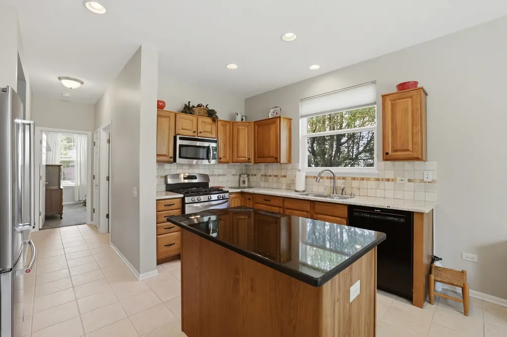 12610 Oak Grove Drive Huntley IL 60142