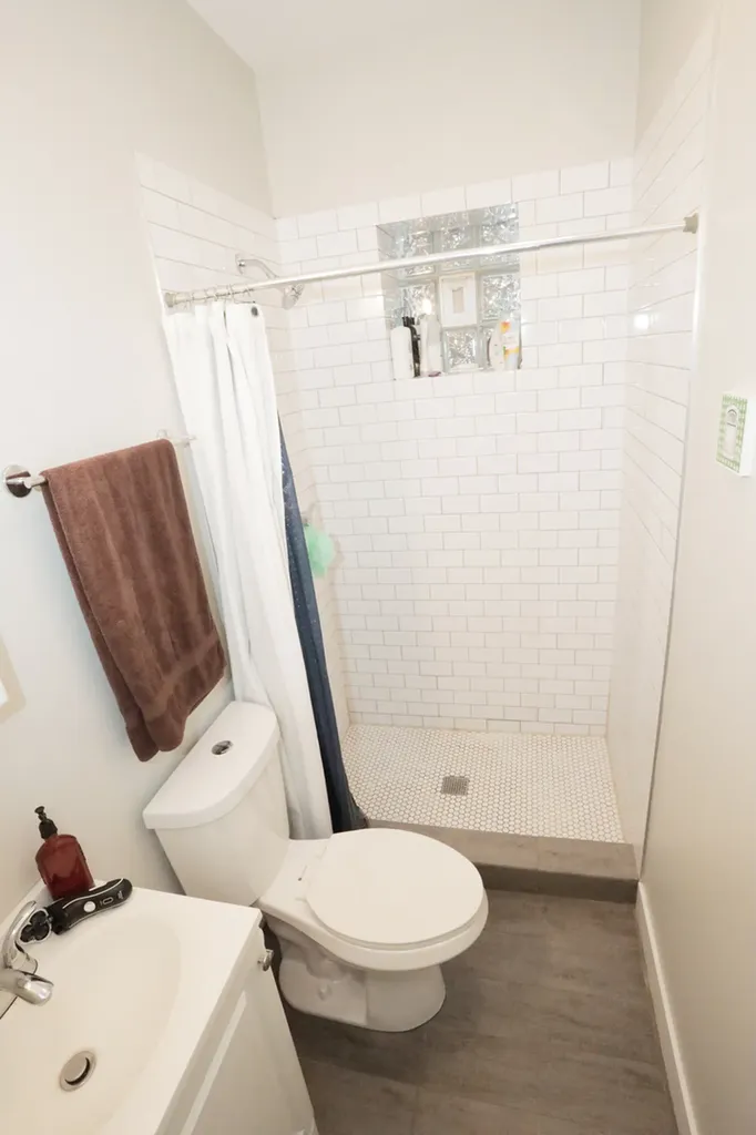 1743 West Erie Street Chicago IL 60622