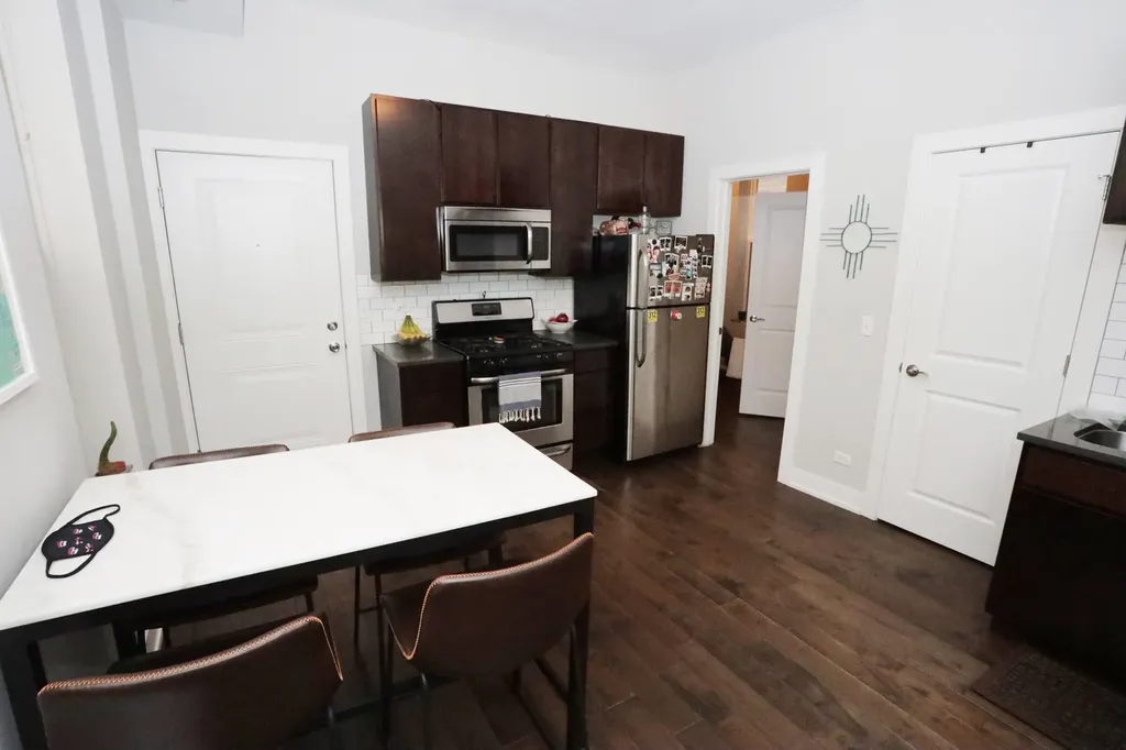1743 West Erie Street Chicago IL 60622