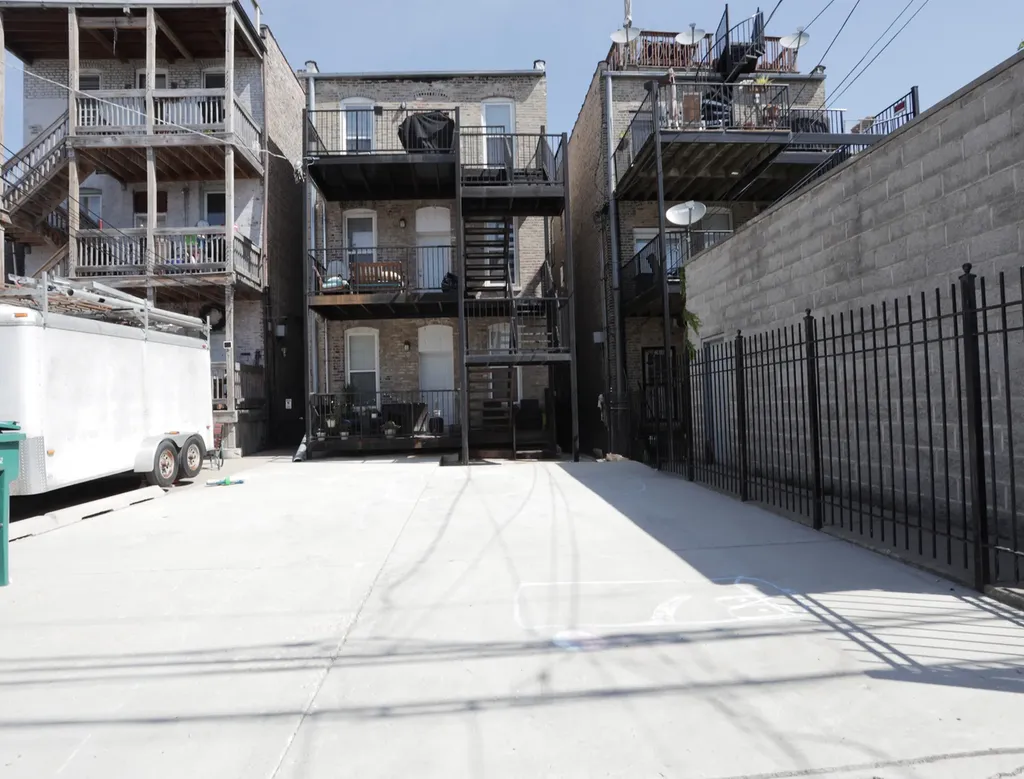 1743 West Erie Street Chicago IL 60622