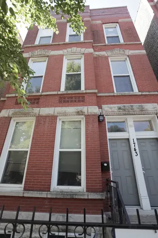 1743 West Erie Street Chicago IL 60622
