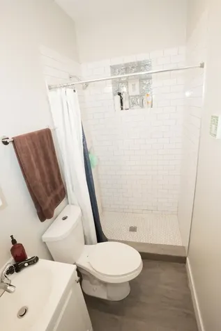 1743 West Erie Street Chicago IL 60622