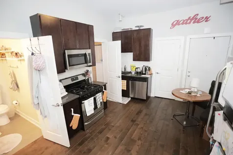 1743 West Erie Street Chicago IL 60622