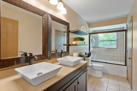 3136 Rosiclaire Court South Chicago Heights IL 60411